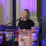 Priscila Buhler falou em nome do GT do Selo EmFrente, Mulher